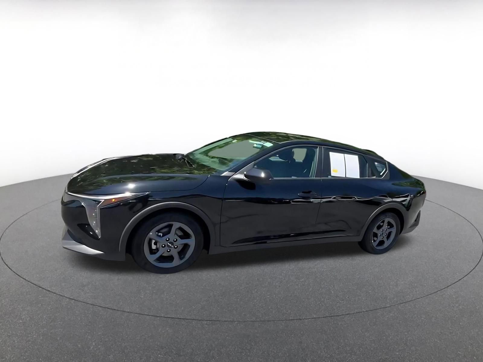 Used 2025 Kia K4 FWD image 7