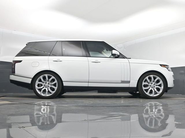Used 2017 Land Rover Range Rover Supercharged image 16
