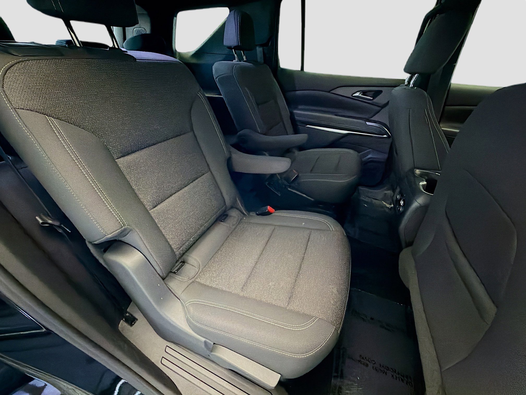 Used 2024 Chevrolet Traverse LT image 14