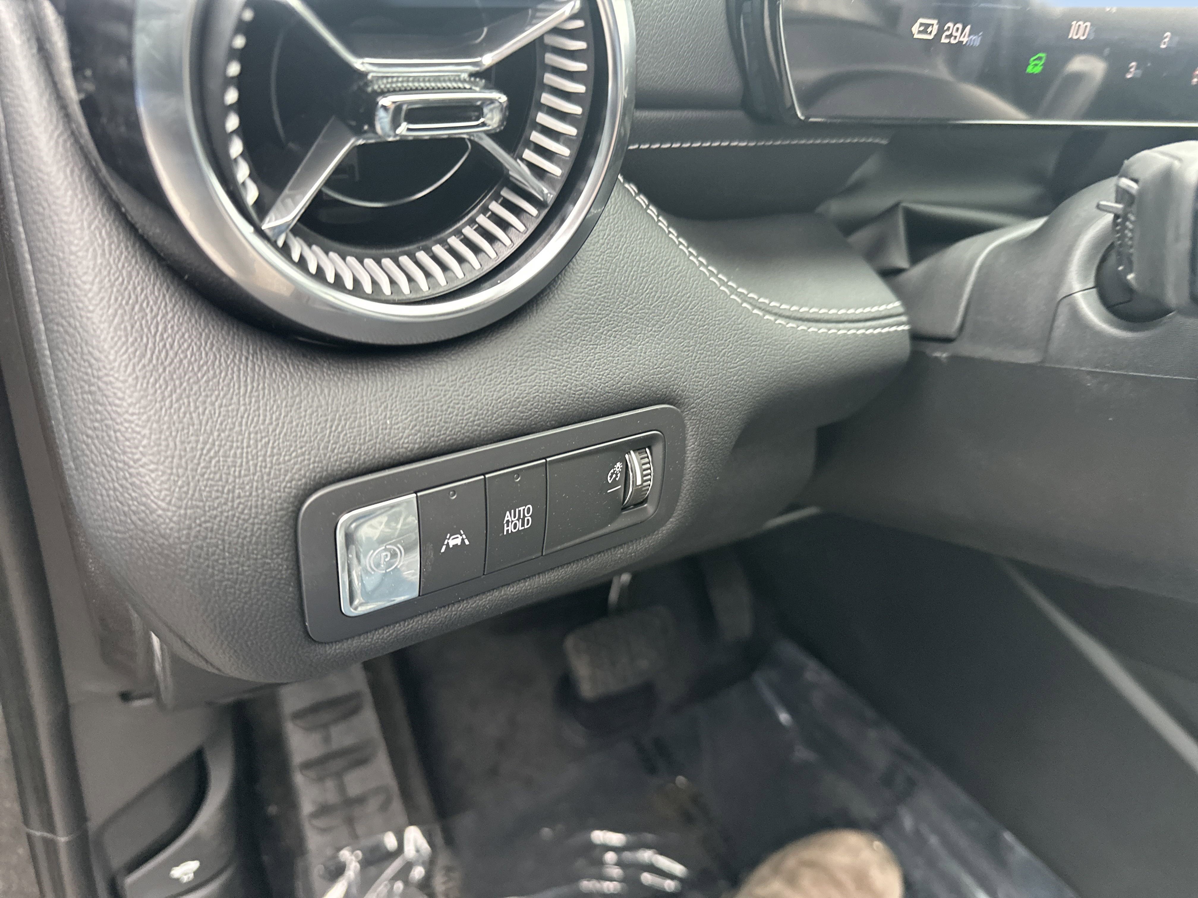 New 2025 Chevrolet Blazer EV LT image 24