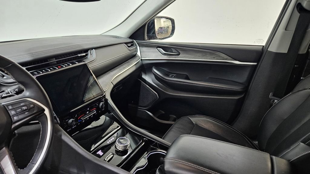 Used 2021 Jeep Grand Cherokee L Limited image 43