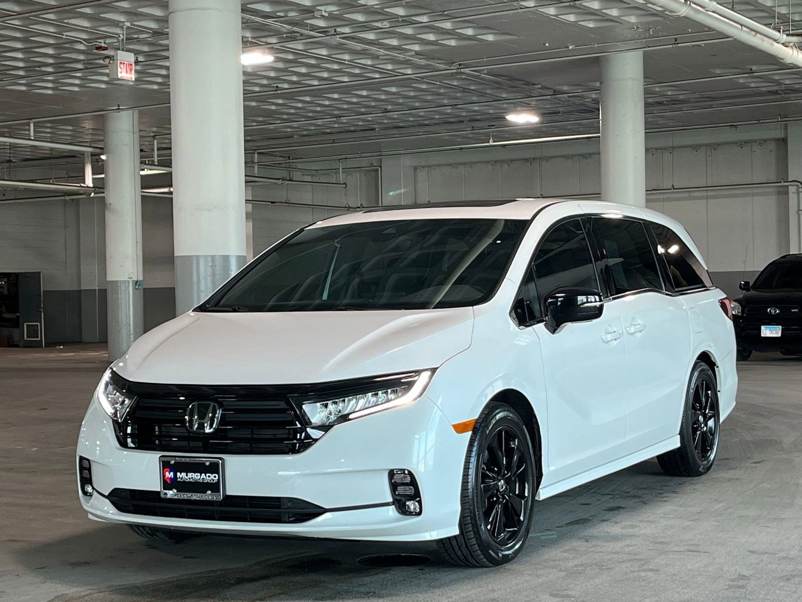 Used 2023 Honda Odyssey Sport image 4