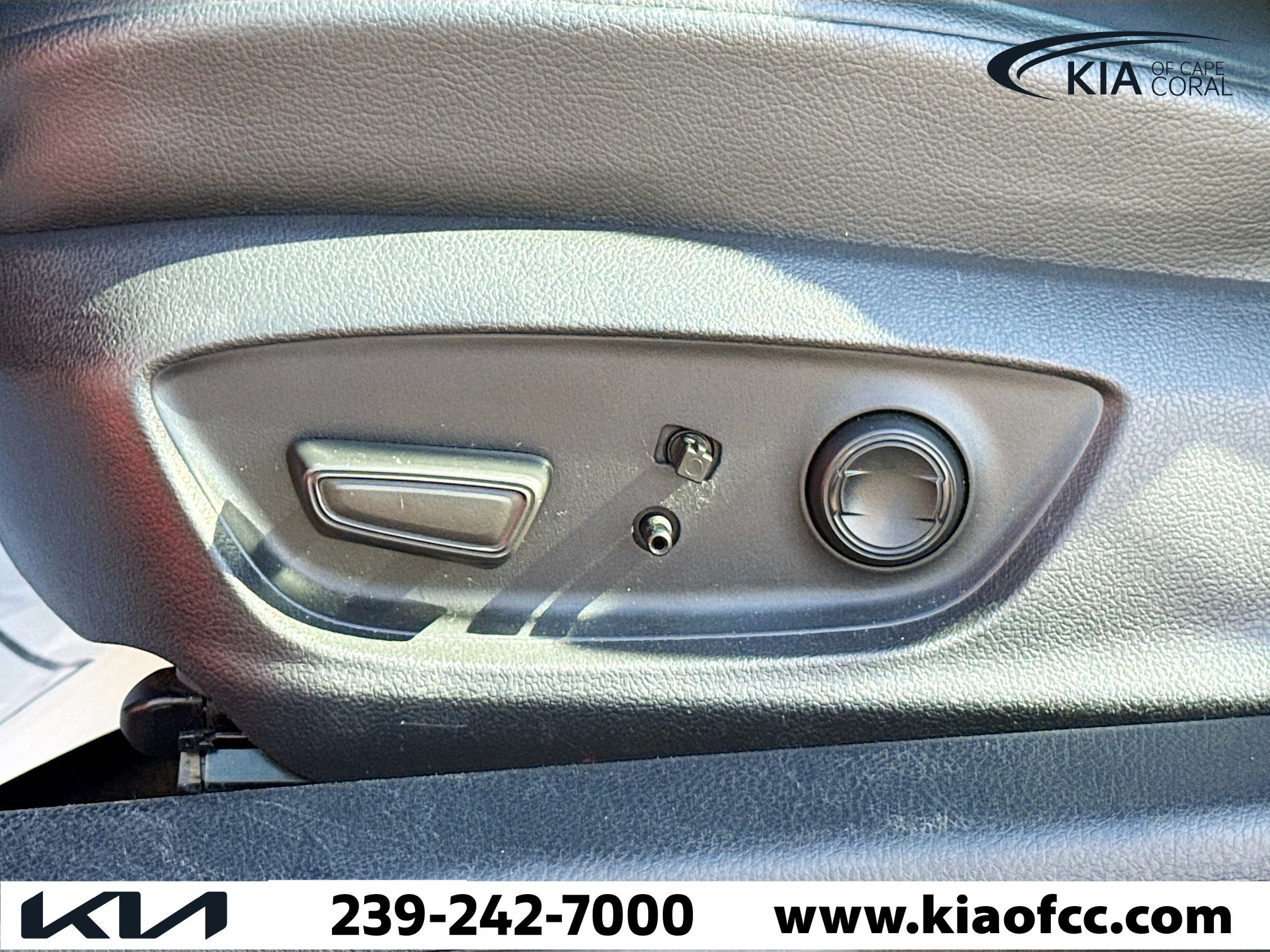 Used 2021 Toyota Camry SE image 23