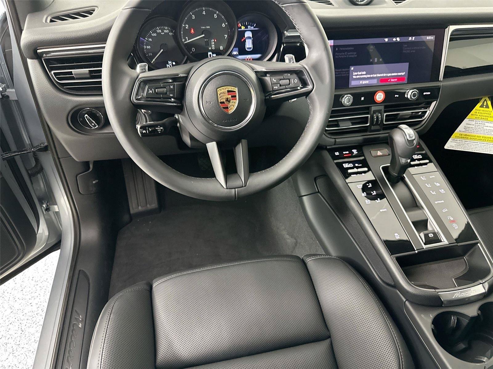 Certified 2026 Porsche Macan Turbo AWD/4WD image 18