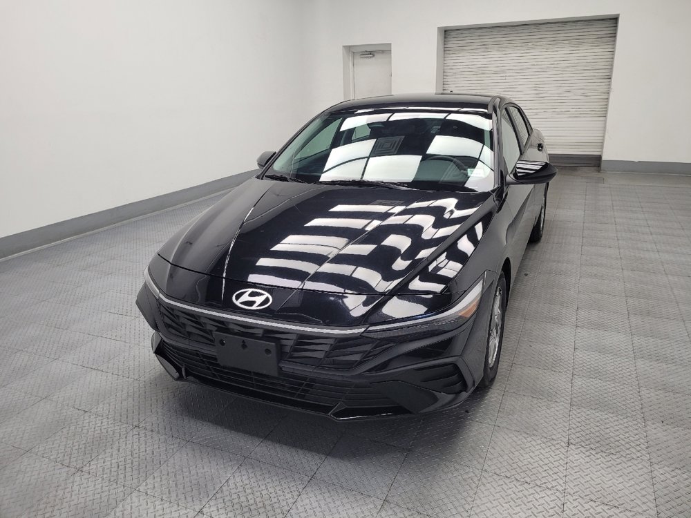 Used 2024 Hyundai Elantra SE FWD image 15