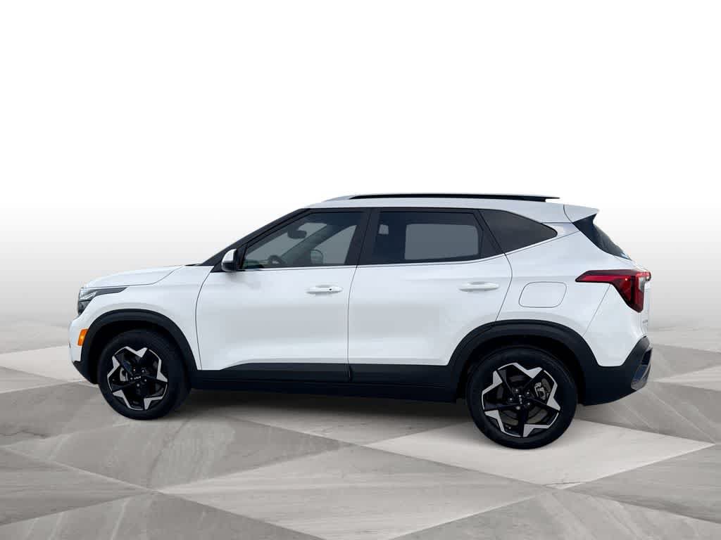 Used 2025 Kia Seltos EX AWD/4WD image 5