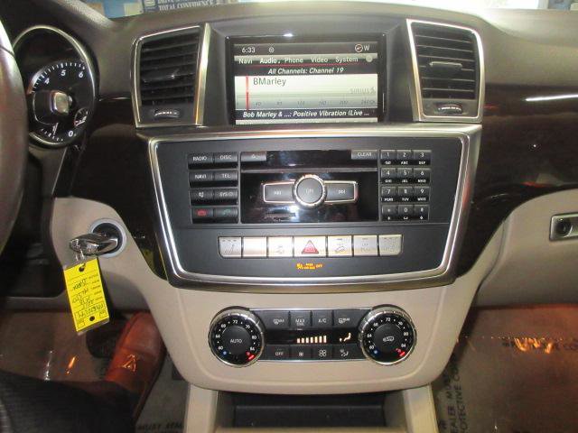Used 2015 Mercedes-Benz ML 350 4MATIC w/ Premium 1 Package image 40