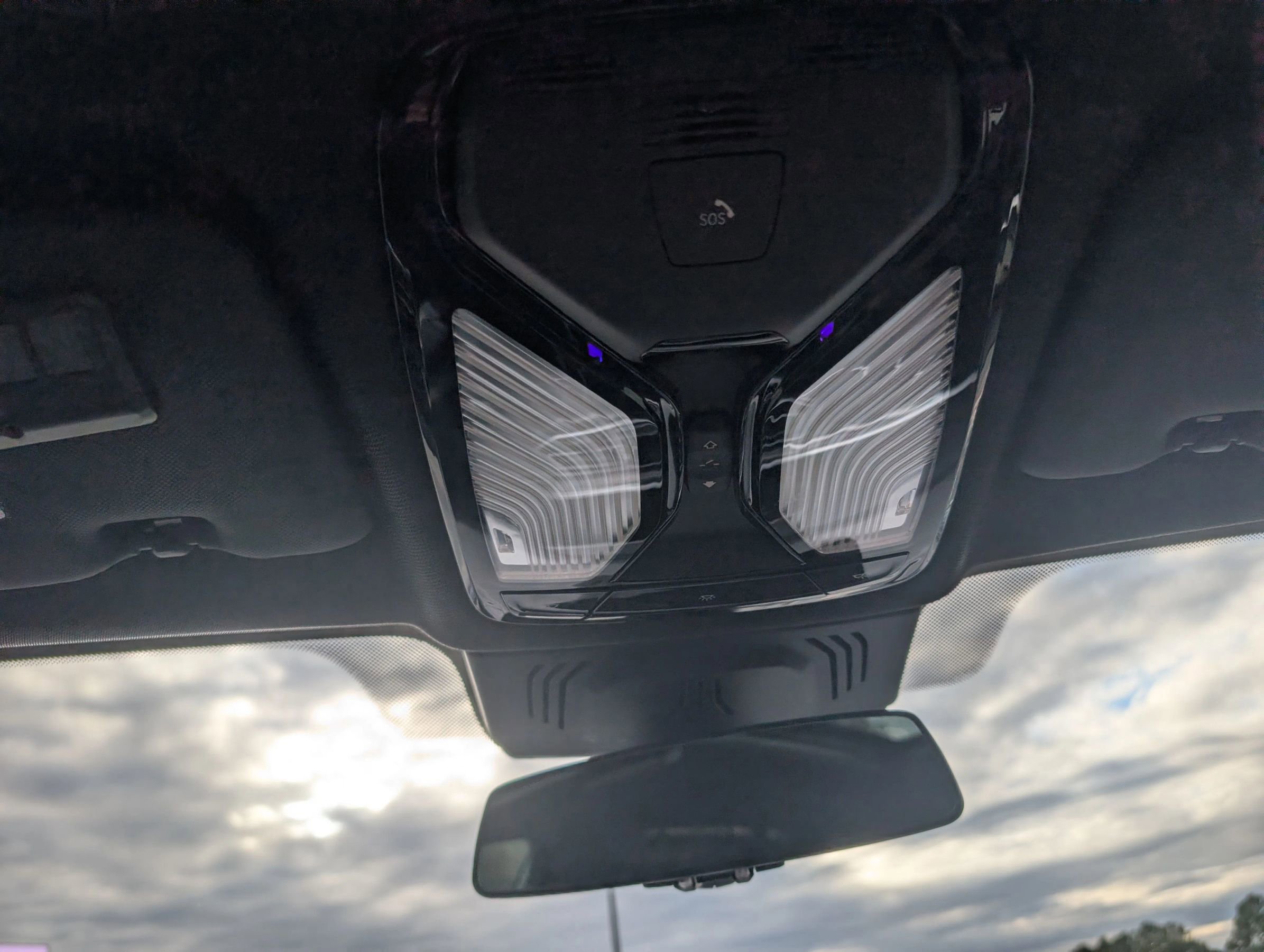 Used 2021 BMW X5 xDrive45e w/ M Sport Package image 27