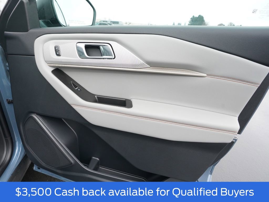 New 2026 Ford Explorer Active w/ Active Comfort Package image 11
