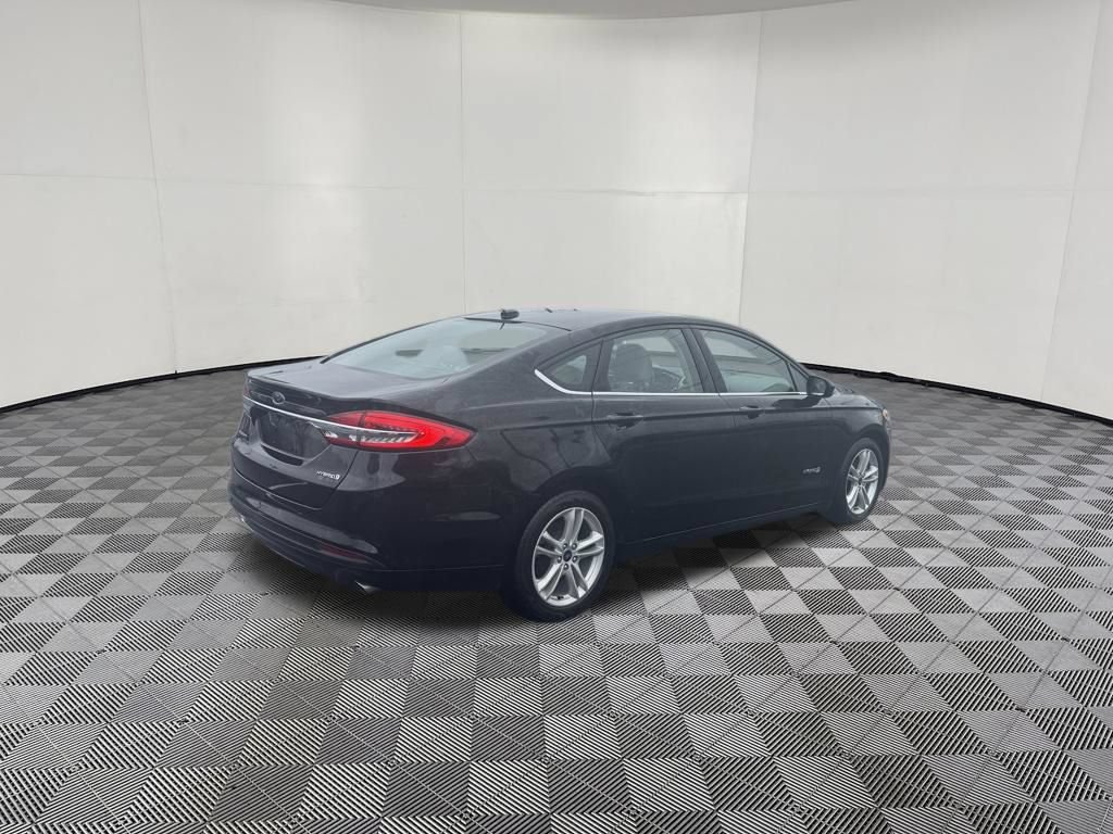 Used 2018 Ford Fusion S FWD image 5