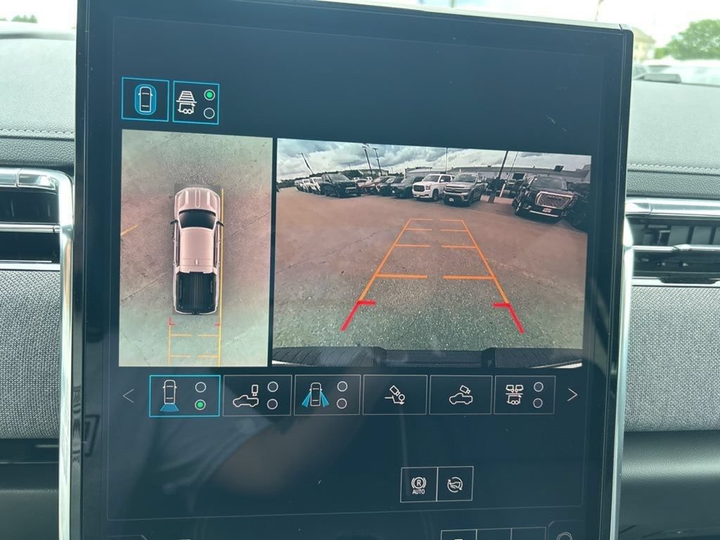 New 2026 GMC Sierra EV Elevation w/ Premium Package AWD/4WD image 25