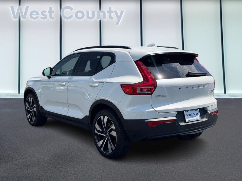 Used 2023 Volvo XC40 B5 Ultimate w/ Protection Package Premier AWD/4WD image 7
