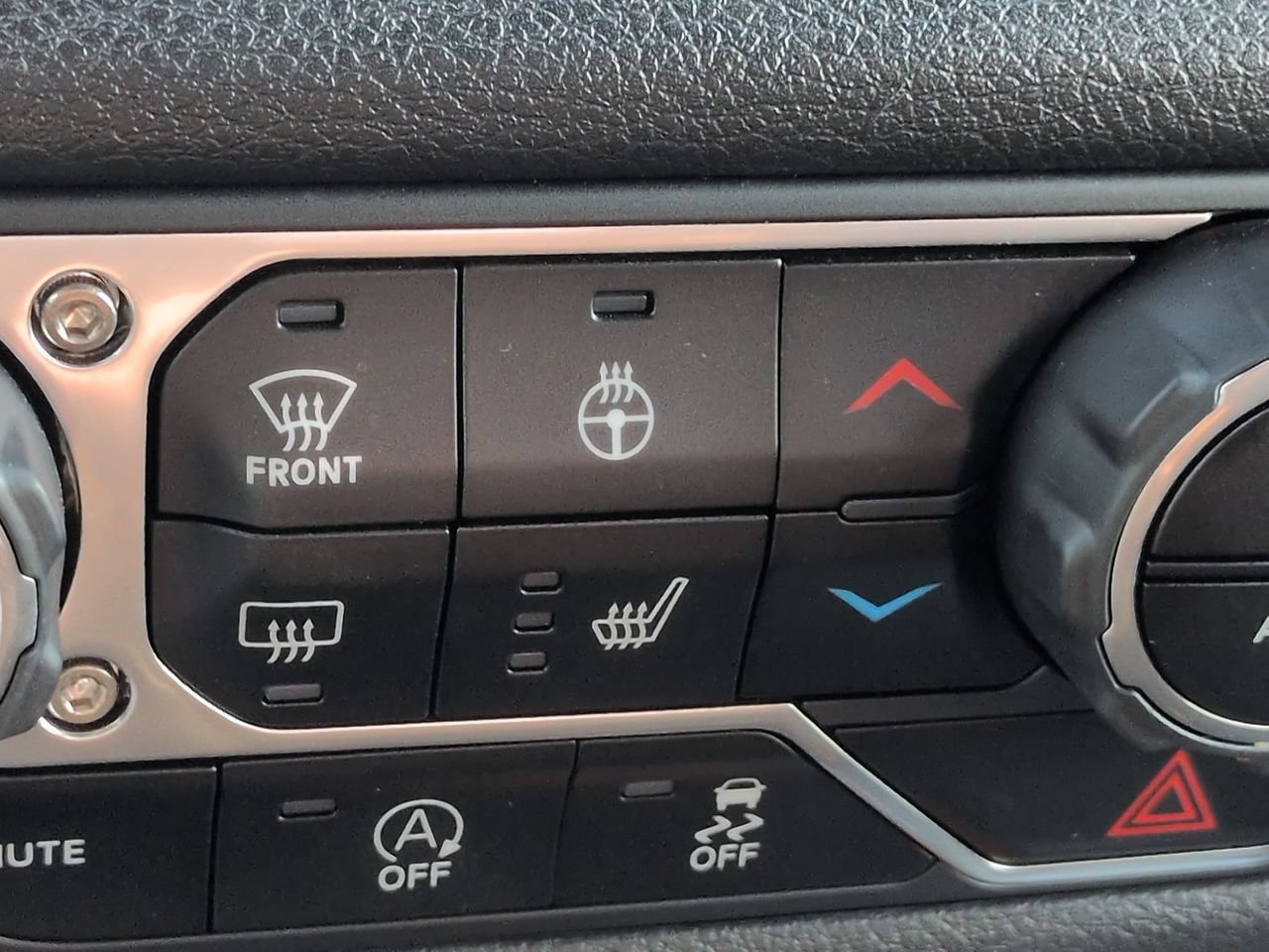 Used 2024 Jeep Wrangler Sport AWD/4WD image 19