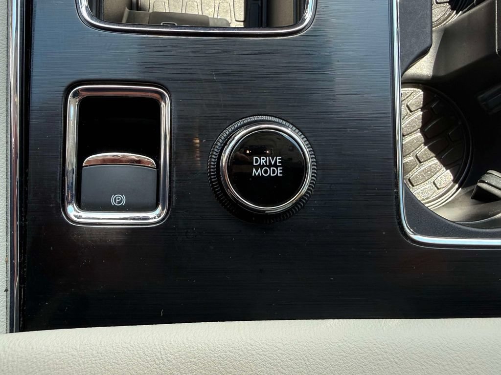 Used 2026 Lincoln Aviator AWD image 24