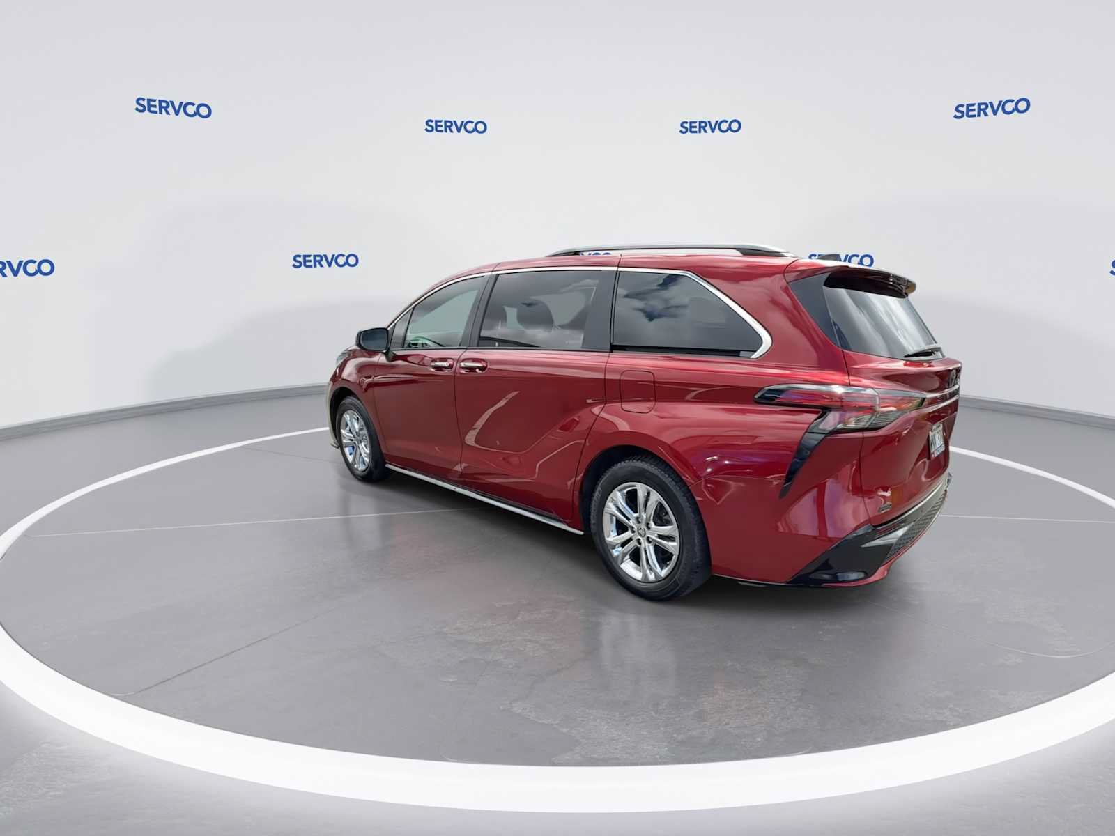 Used 2022 Toyota Sienna XSE AWD/4WD image 6