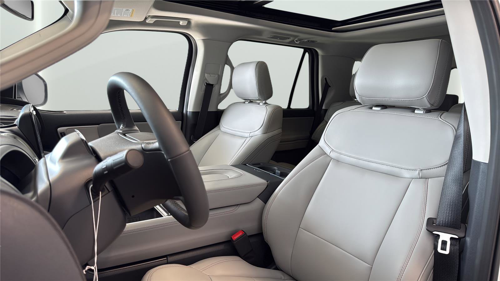 New 2025 Ford Expedition Active AWD/4WD image 11