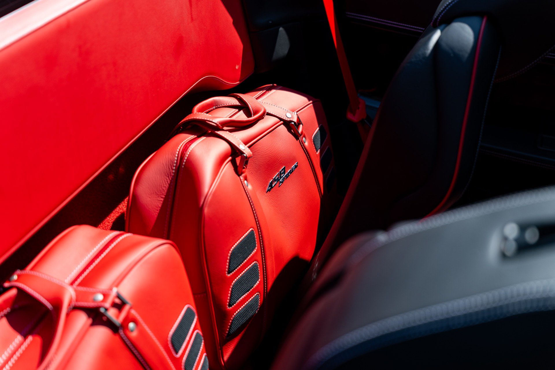Used 2014 Ferrari 458 Spider RWD image 8