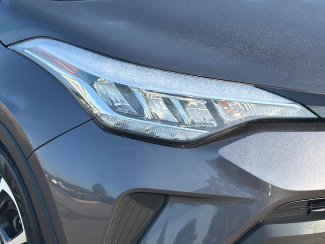 Used 2020 Toyota C-HR XLE FWD image 29