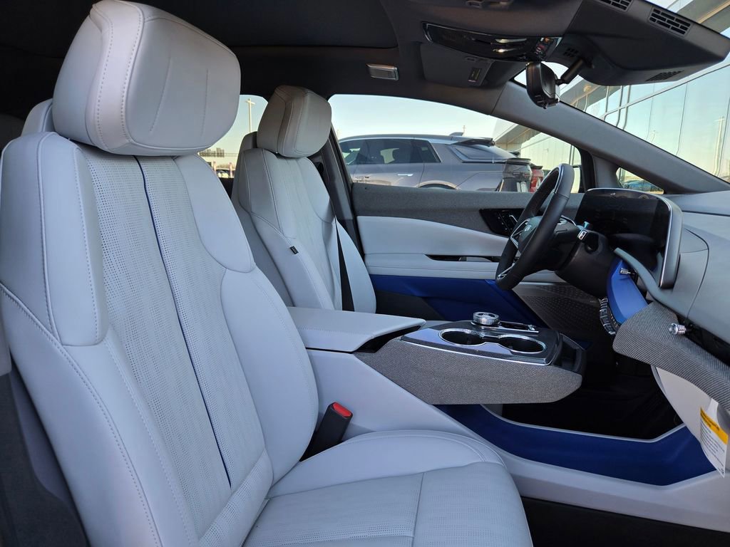 New 2026 Cadillac Optiq Sport 2 w/ LPO, Floor Liner Package image 29