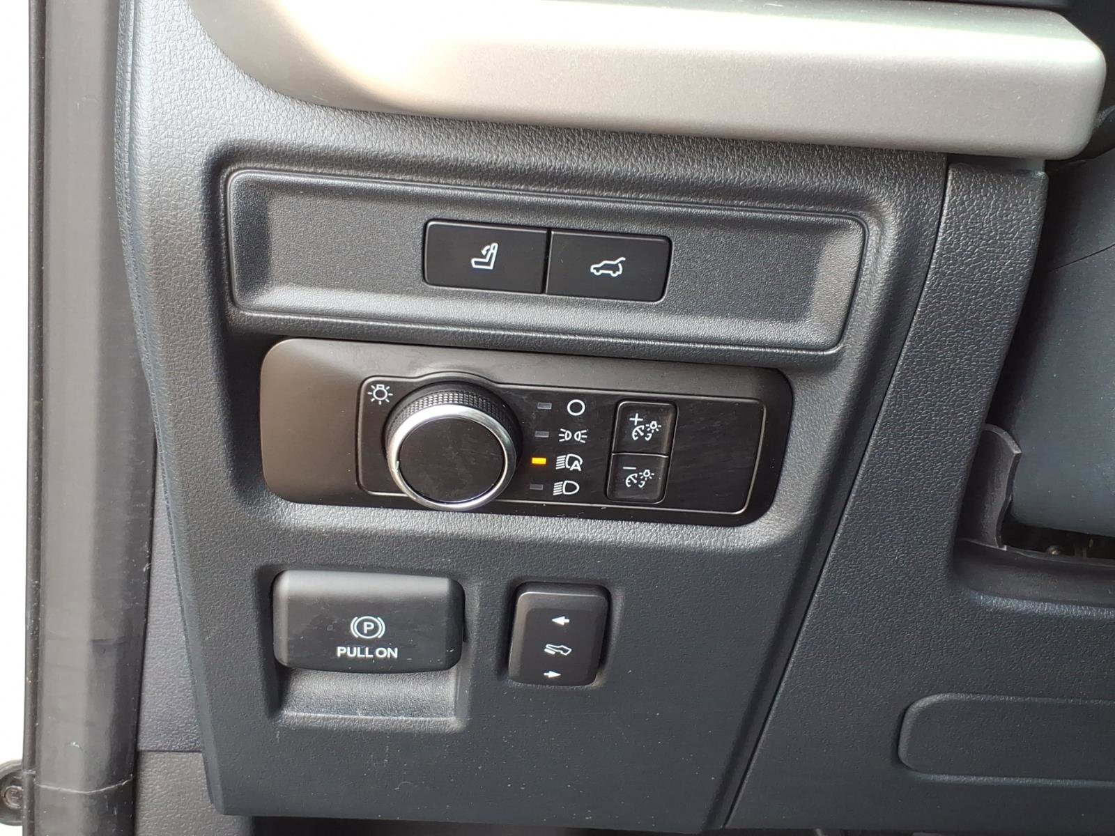 Used 2023 Ford Expedition Max XLT AWD/4WD image 18