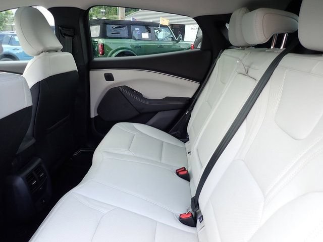 Used 2025 Ford Mustang Mach-E Premium AWD/4WD image 19
