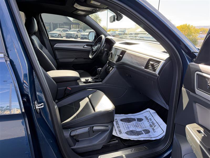 Used 2022 Volkswagen Atlas Cross Sport SE w/ Panoramic Sunroof Package image 10