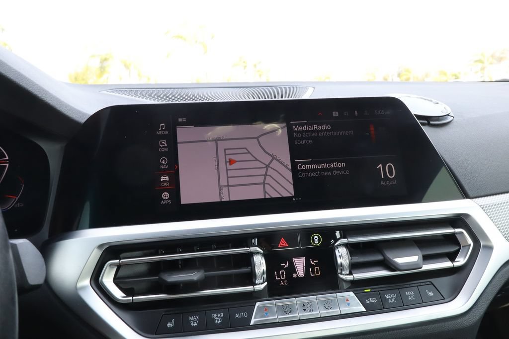 Used 2023 BMW M440i Coupe w/ Premium Package RWD image 26