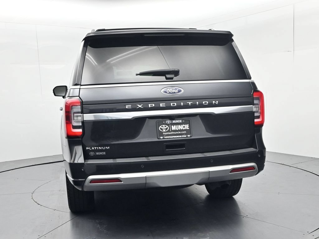Used 2023 Ford Expedition Platinum AWD/4WD image 6