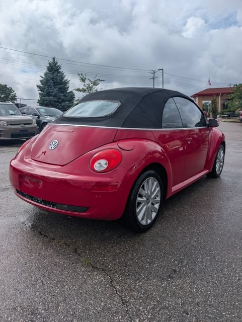 Used 2008 Volkswagen Beetle SE FWD image 6