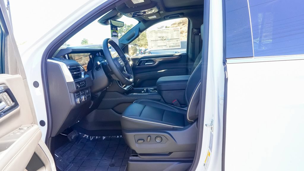New 2026 GMC Yukon XL Elevation w/ Elevation Premium Package AWD/4WD image 15