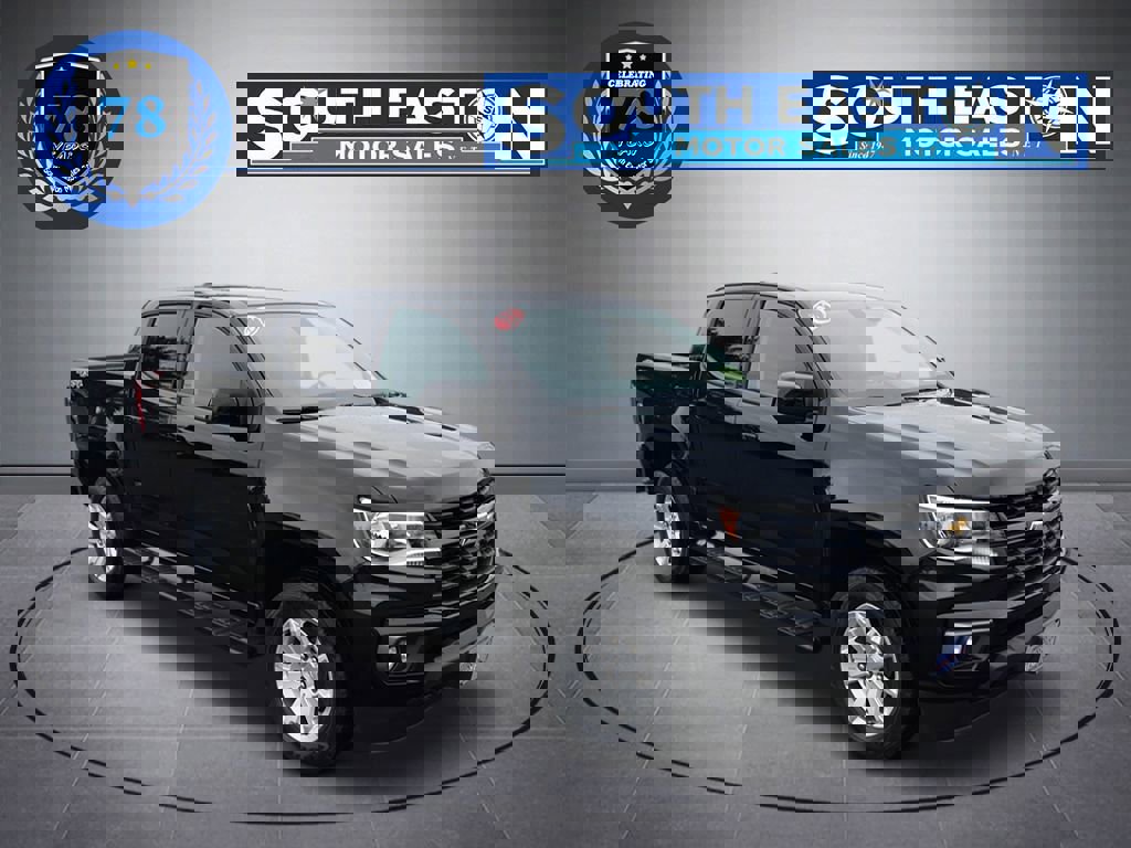 Used 2022 Chevrolet Colorado LT w/ LT Convenience Package image 2