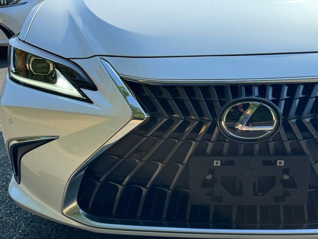 New 2025 Lexus ES 350 w/ Premium Package image 11