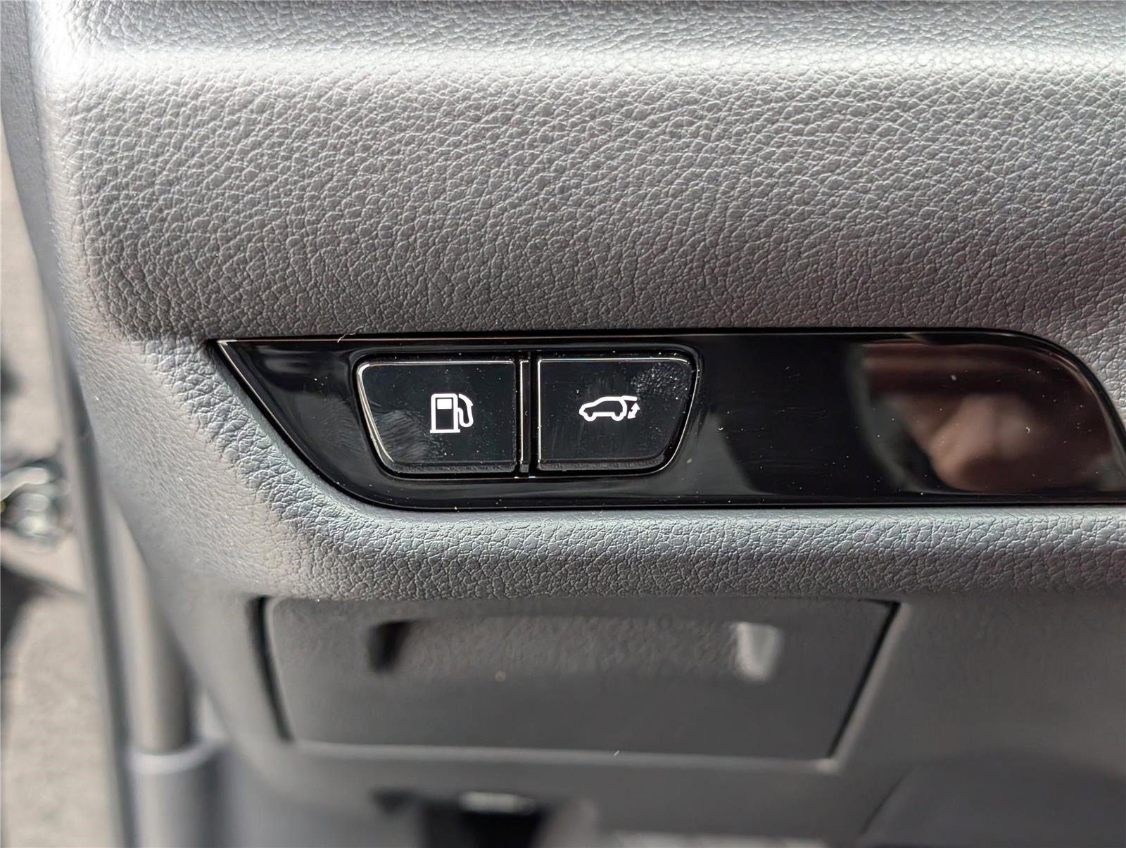 New 2026 Lexus NX 450h+ 450h image 18