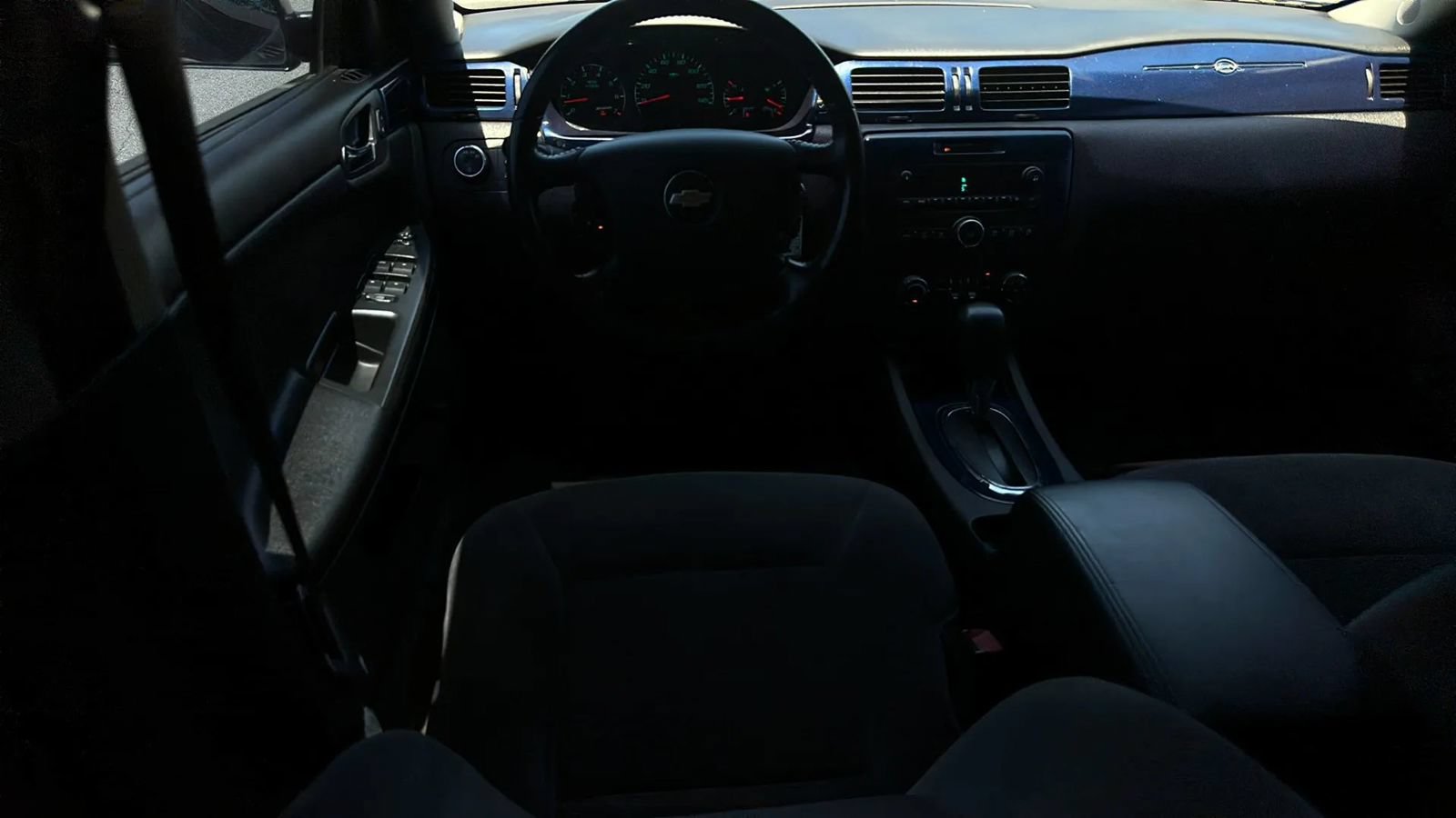 Used 2012 Chevrolet Impala LT w/ LT Sunroof Package FWD image 21