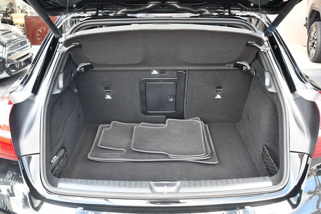 Used 2018 Mercedes-Benz GLA 250 4MATIC image 45