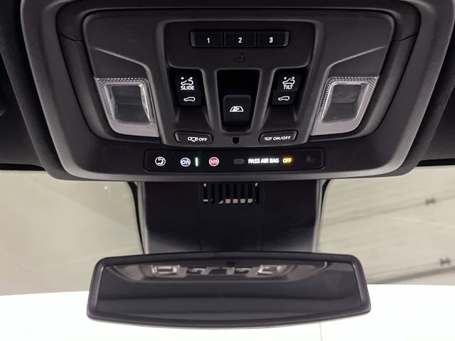 Used 2024 GMC Sierra 2500 AT4 w/ AT4 Preferred Package image 29
