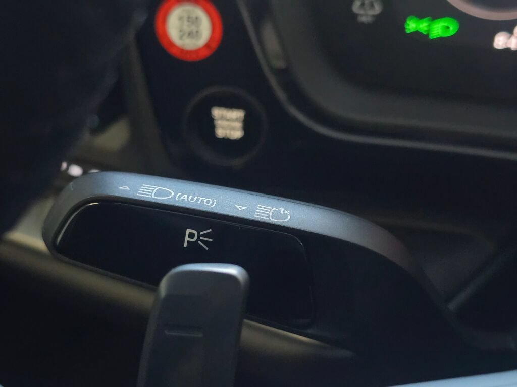 Certified 2025 Porsche Cayenne S AWD/4WD image 42