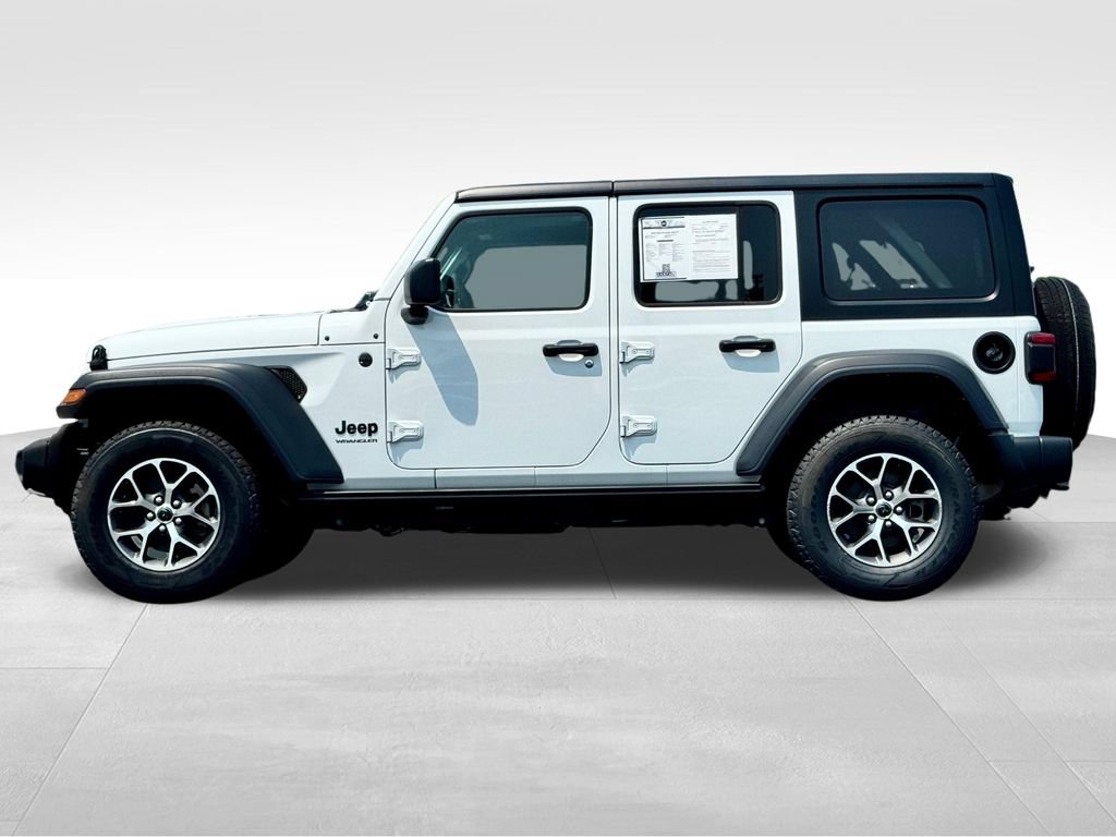Used 2024 Jeep Wrangler Unlimited Sport AWD/4WD image 4