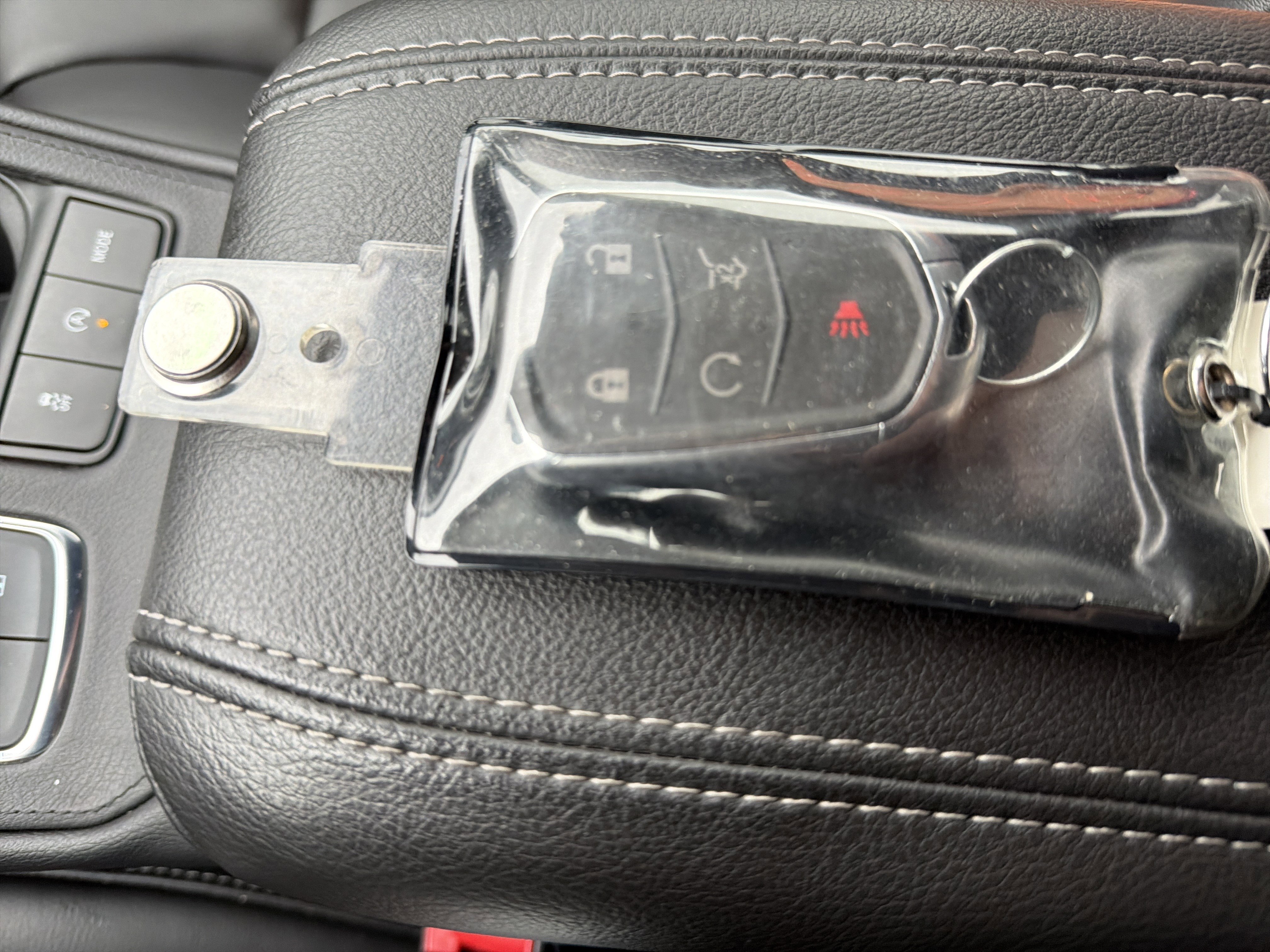 Used 2023 Cadillac XT4 Premium Luxury w/ Cold Weather Package image 35