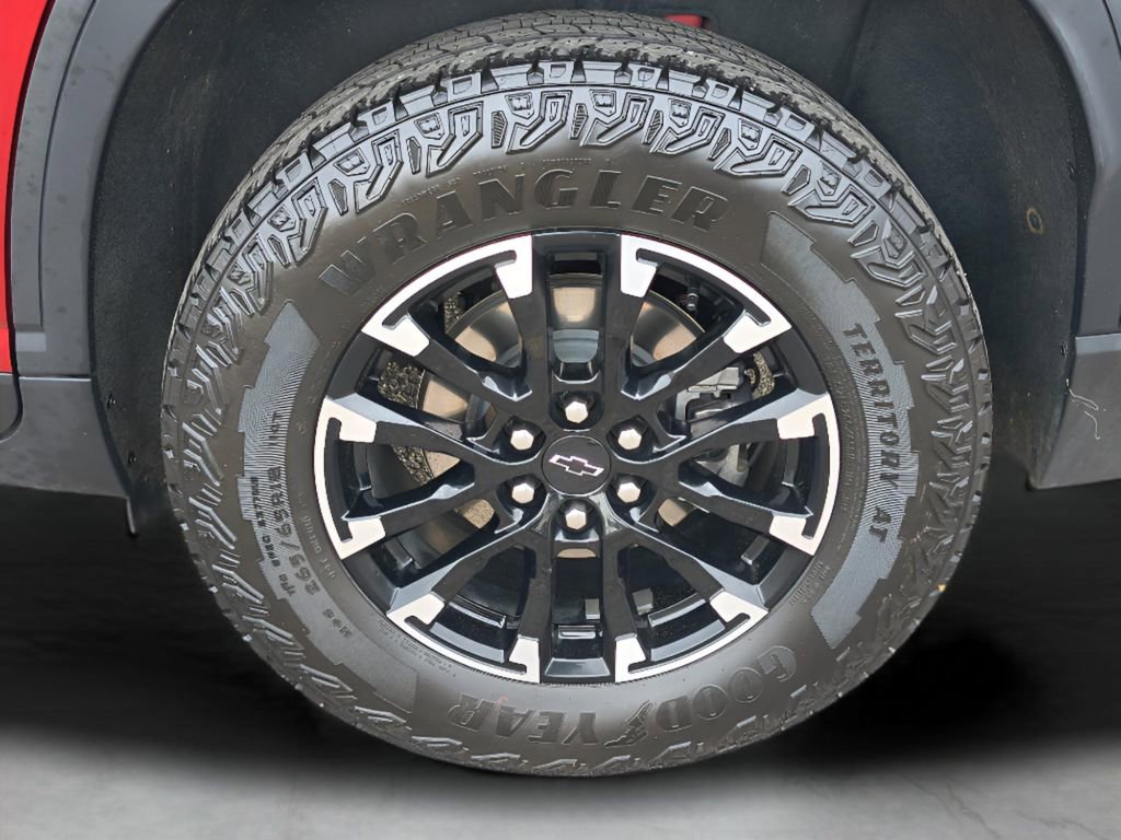 Used 2024 Chevrolet Traverse Z71 w/ Enhanced Driving Package image 4