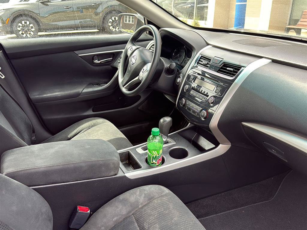 Used 2015 Nissan Altima 2.5 S FWD image 7