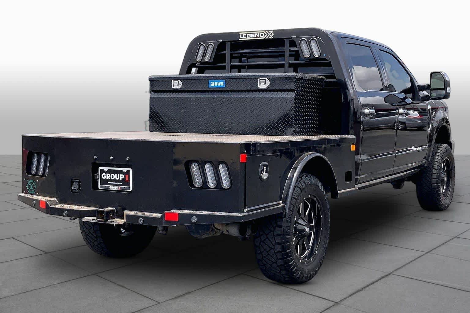 Used 2019 Ford F250 Platinum w/ Snow Plow Prep Package AWD/4WD image 13