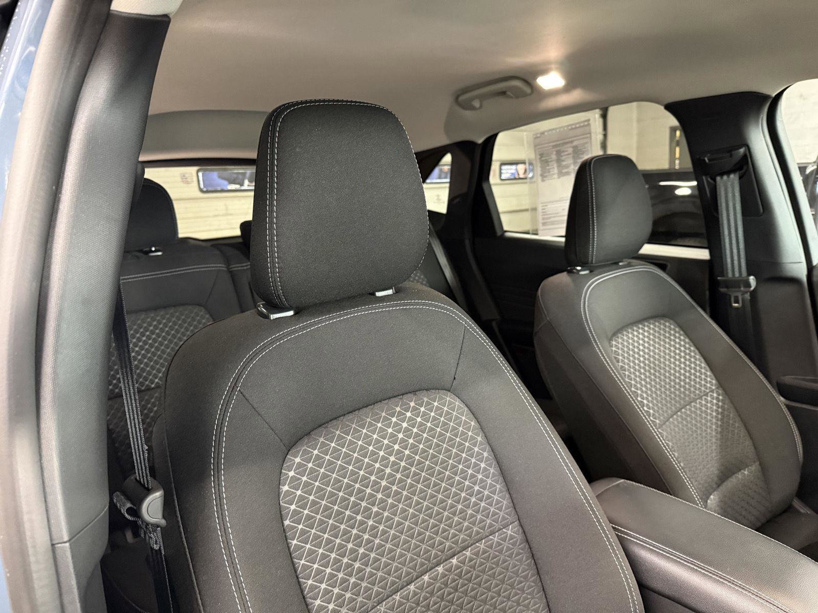 Used 2024 Ford Escape Active w/ Tech Pack #1 AWD/4WD image 30