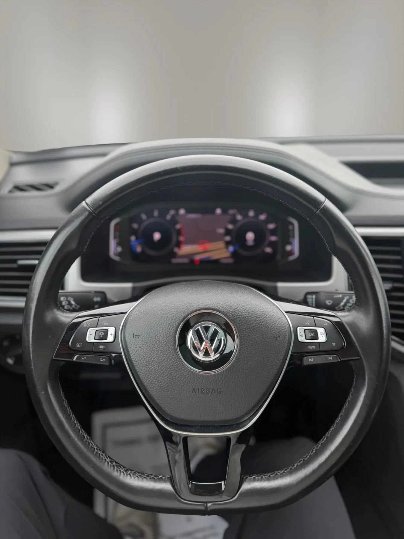 Used 2019 Volkswagen Atlas SEL Premium AWD/4WD image 13