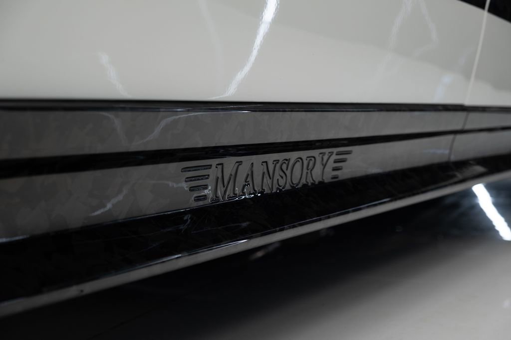 Used 2025 Rolls-Royce Cullinan AWD/4WD image 14