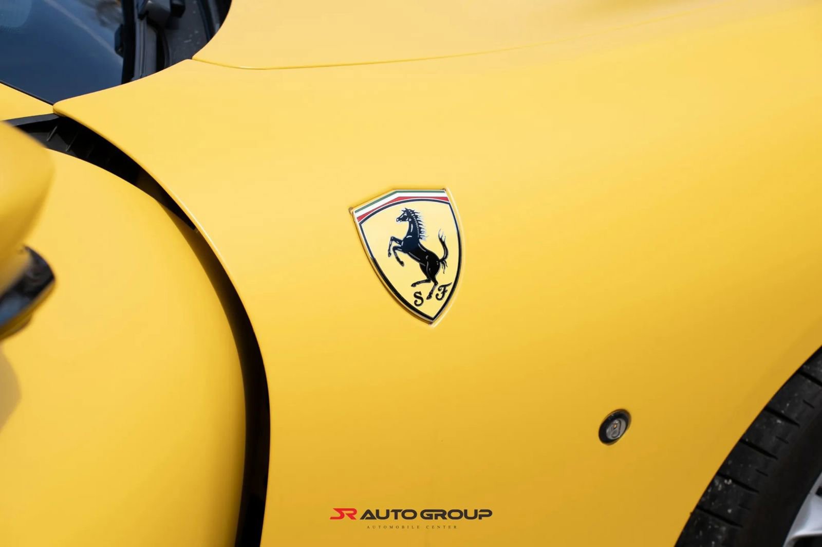 Used 2022 Ferrari Roma image 3
