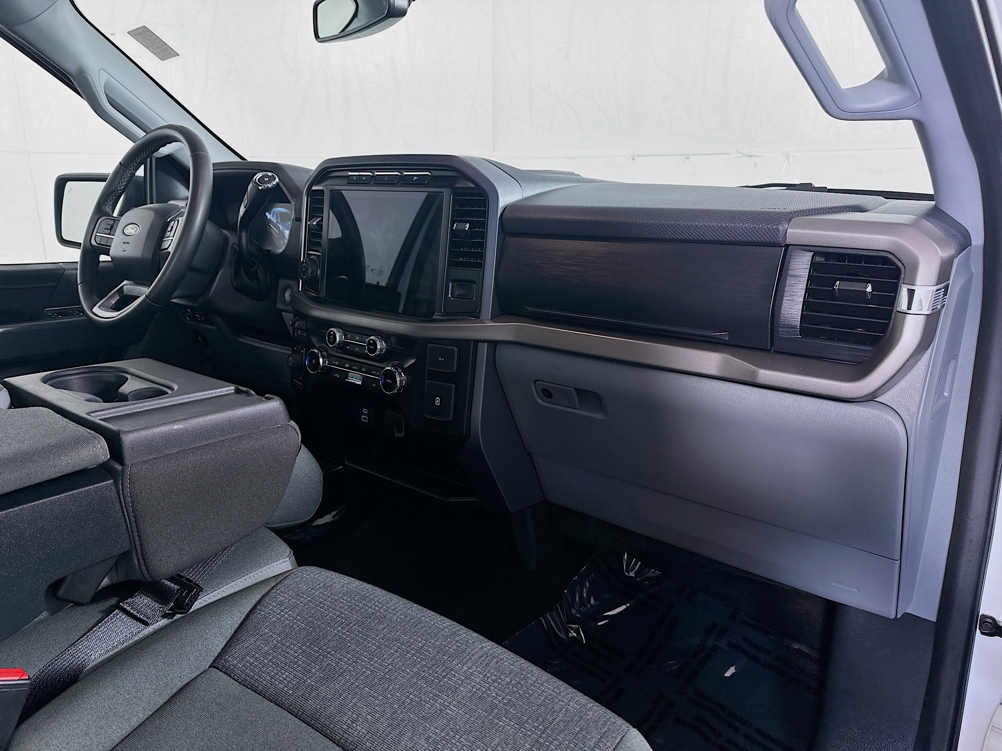 Used 2024 Ford F150 XLT w/ Tow/Haul Package AWD/4WD image 27