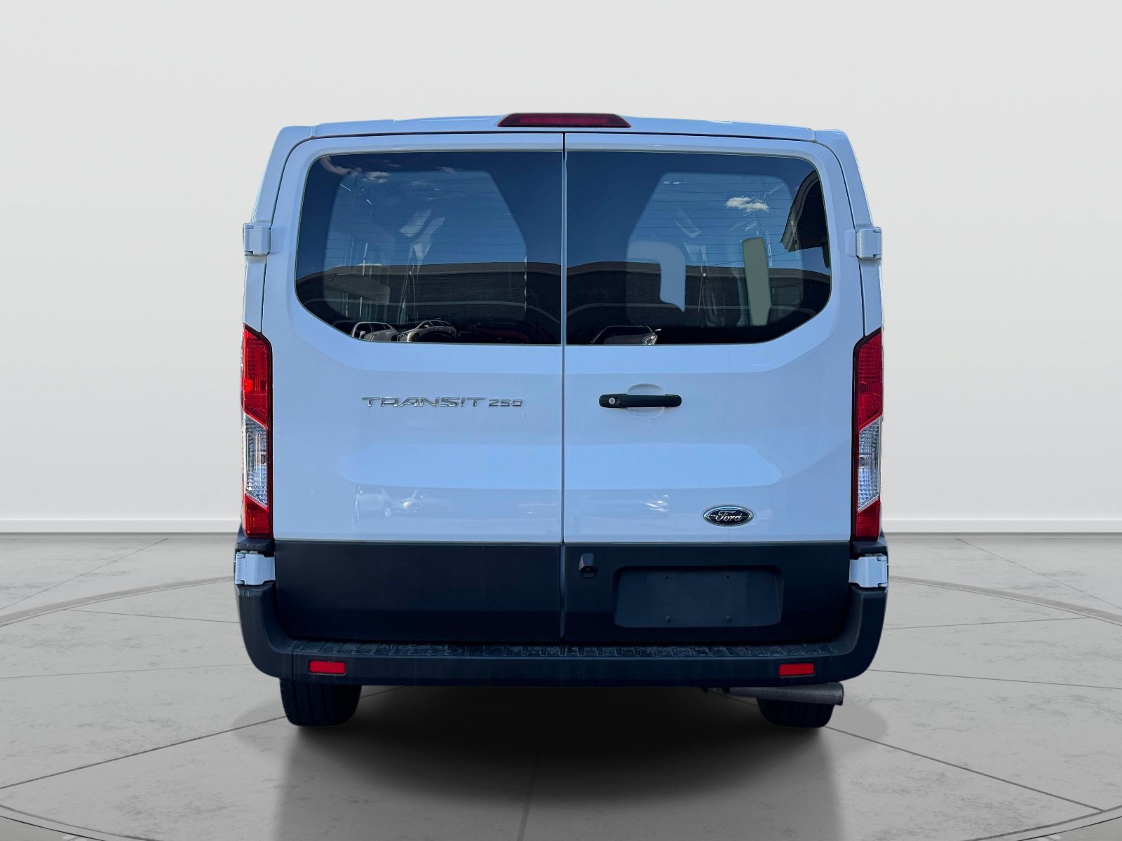 Used 2025 Ford Transit 250 Low Roof w/ Exterior Upgrade Package RWD image 6