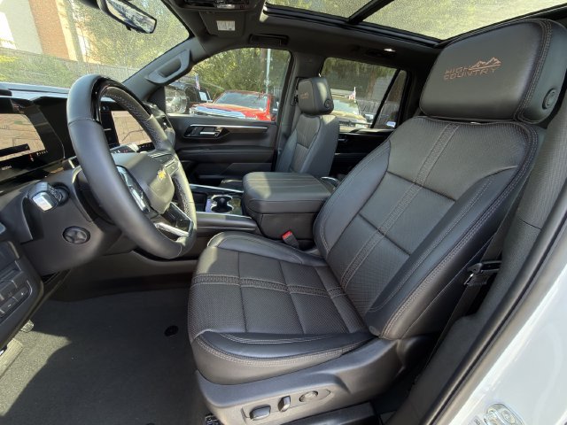 New 2026 Chevrolet Tahoe High Country AWD/4WD image 21
