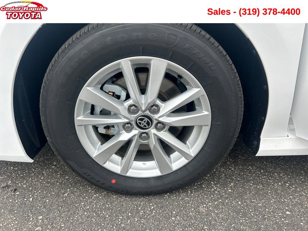 Used 2026 Toyota Camry LE image 22